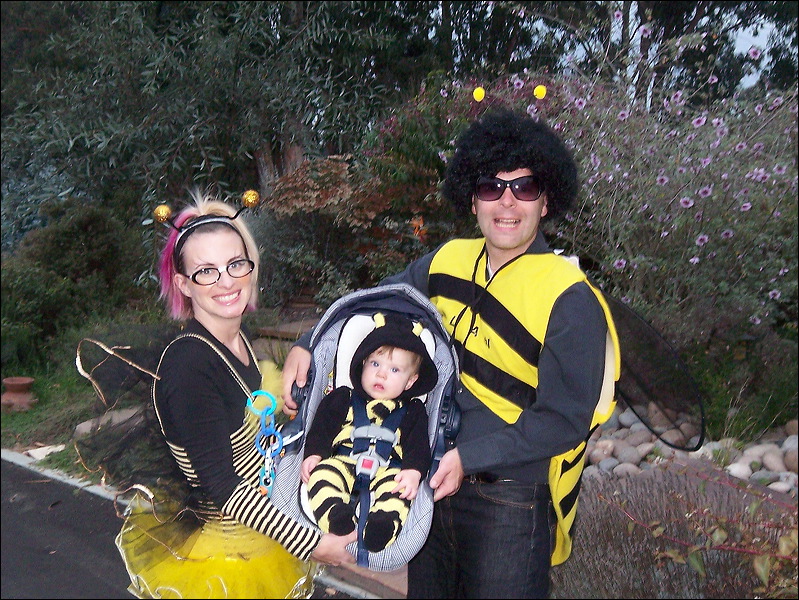 Emi , Jordan , Joey  • We Buzz...We Trick...We Treat!  • The Doblick House  • Santa Cruz  • CA   • 10/31/2008